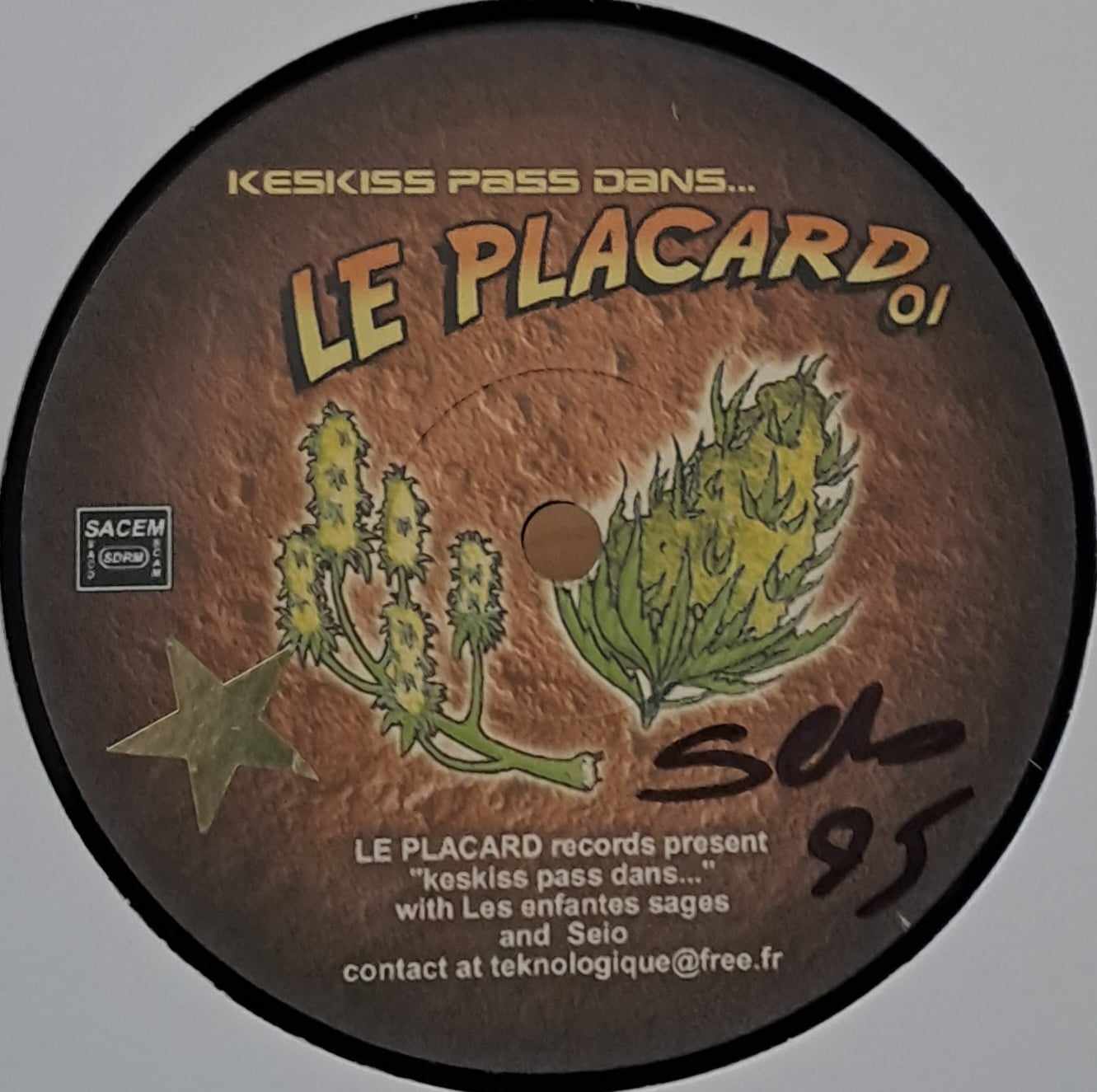 Le Placard 01 - vinyle freetekno